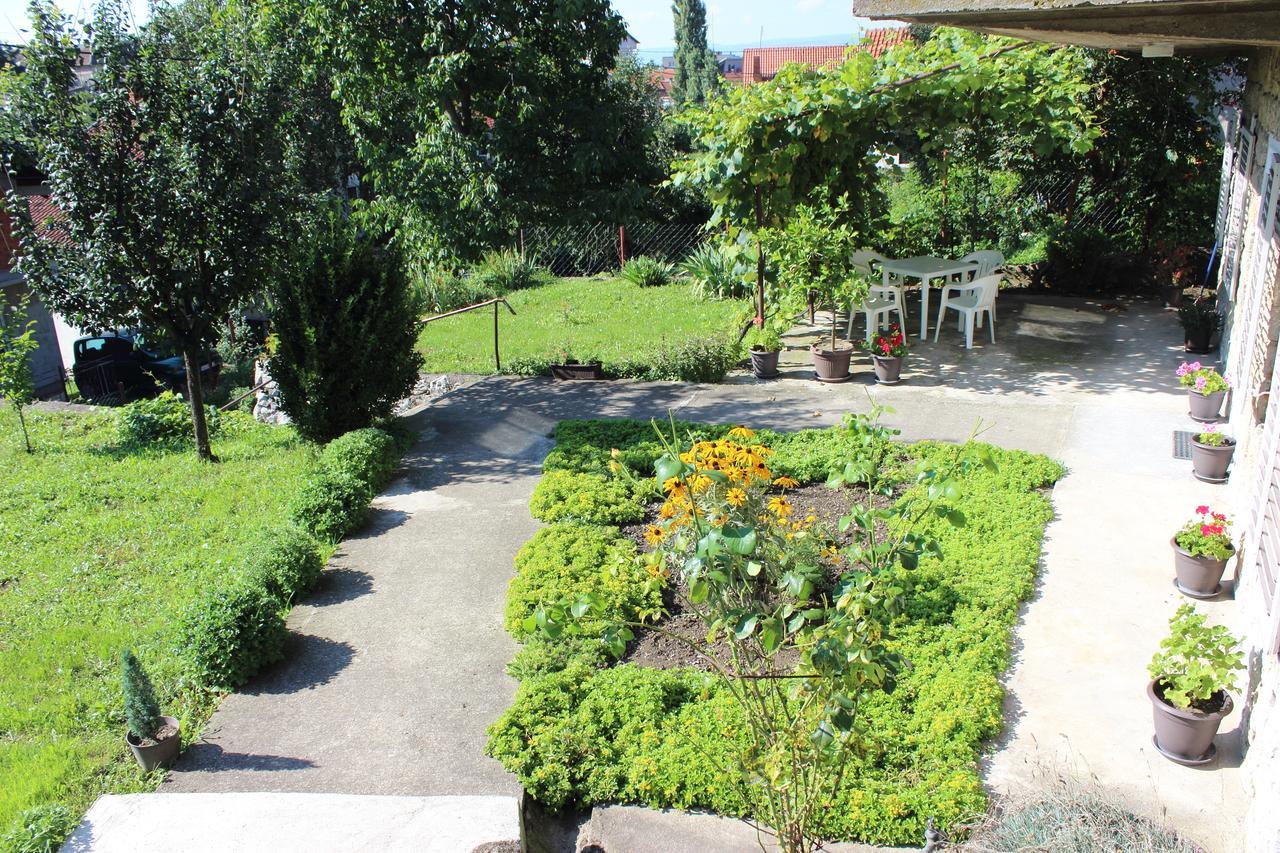 Apartment Jazz Golubăţ Exterior foto